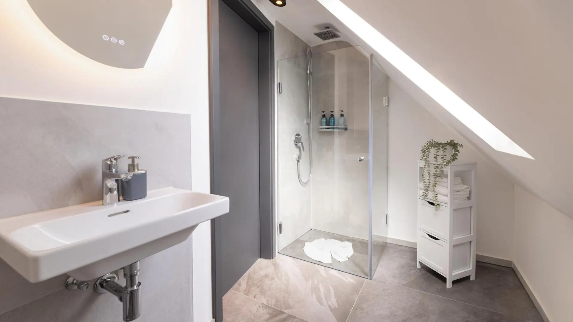 Apartment Urban Design Suites Nuernberg